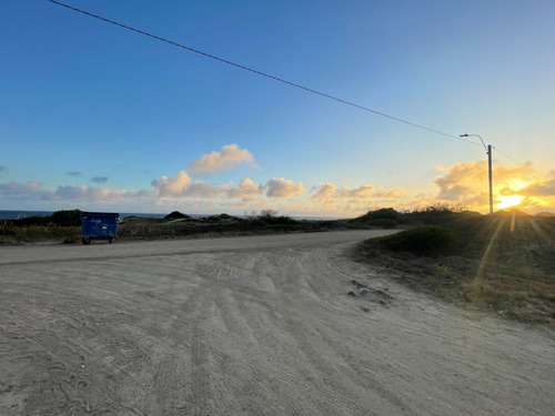 Excelente Terreno Frente Al Mar - Balneario Argentino