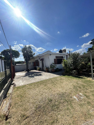 Imagen 3 de 19 de Venta 2 Casas + Cochera (padrón Único) - Ituzaingó