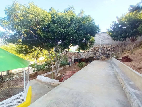 Rosa Rodríguez Vende Casa En El Manzano, Barquisimeto 24-19675