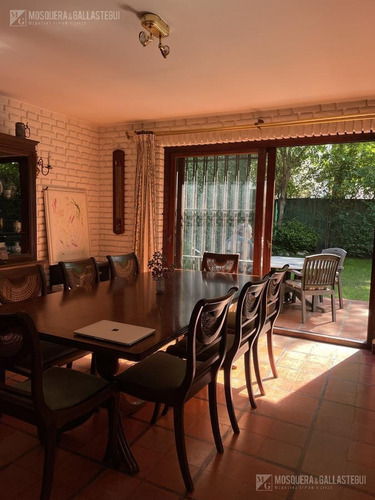 Imagen 21 de 30 de Casa En Excelente Zona De La Horqueta