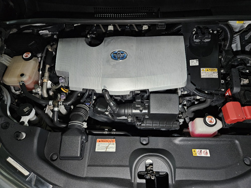 Toyota Prius 1.8 Base Cvt
