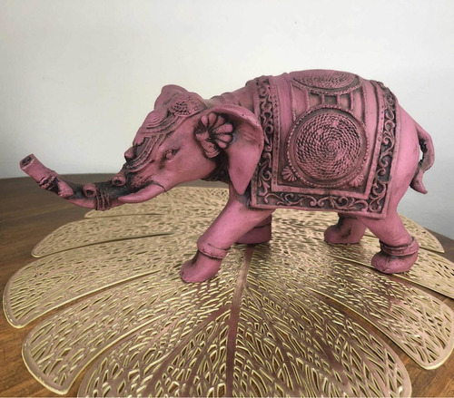 Elefante Lilás Em Resina 14x28cm