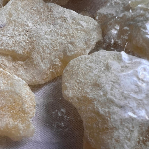 Imagen 4 de 5 de Copal En Resina 100 Gr. | 100% Puro Y De México