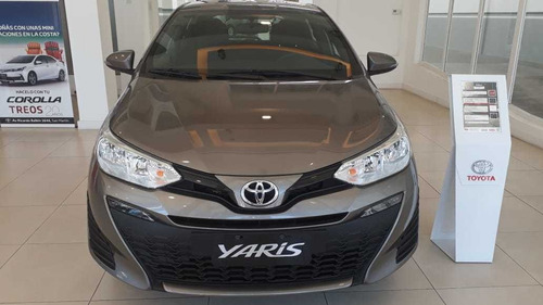 Toyota Yaris Xs 1.5 6mt 5p Reserva Tu Cupo Ahora !!! Mr