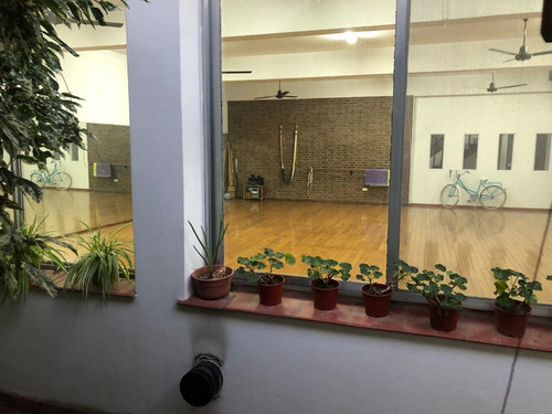 Imagen 3 de 14 de Local Venta Con Vivienda 3 Ambientes Martínez