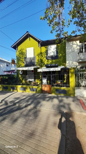 Casa En Venta De 5 Dorm. En Providencia