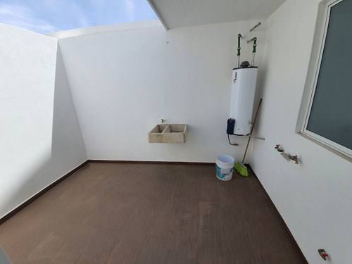 Imagen 10 de 23 de Casa En Venta San Angel