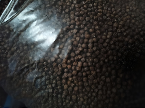 Alimento Hormonado 1kg 3.5mm Para Peces Med-gde Dulce Envio