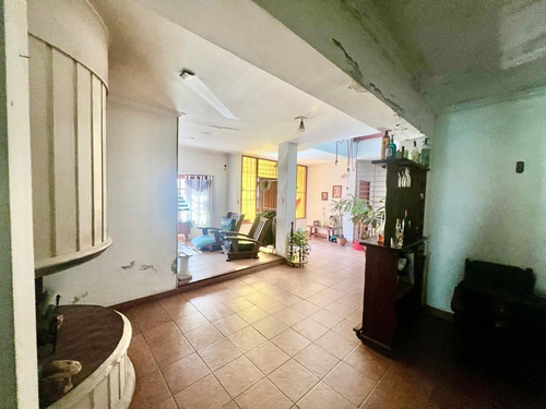 Casa 4 Ambientes Parquizado Parque Avellaneda