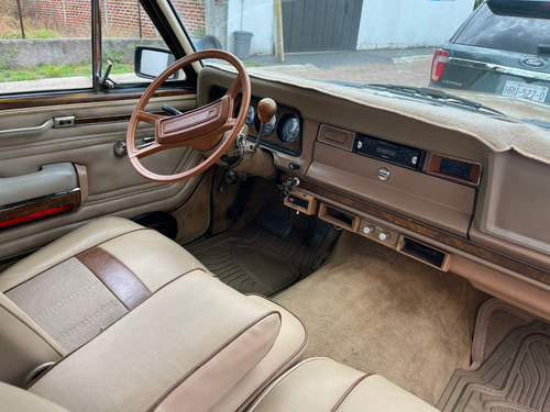 Jeep Grand Wagoneer 1984 4x4 V8 360 Amc