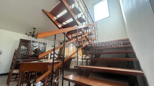 Bella Casa En El Cafetal