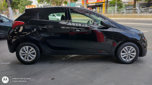 Imagem 6 de 12 de Hyundai Hb20 1.0 Comfort Flex Manual