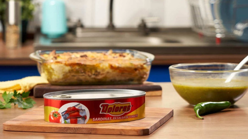 Sardina Dolores En Salsa De Tomate 425 Gr