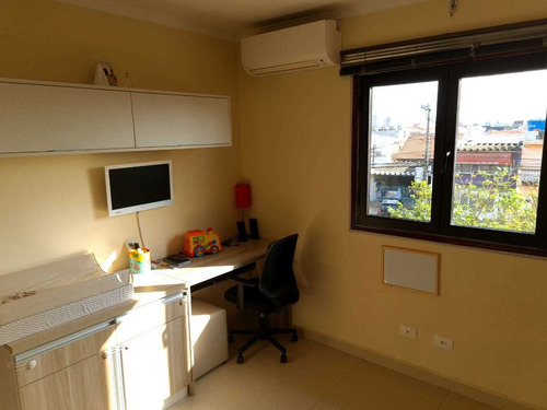 Casa De Condomínio À Venda Na Avenida Raimundo Pereira De Magalhães, Jardim Íris, São Paulo - Sp - Liv-11408