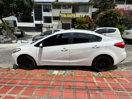 Kia CERATO PRO 1.6