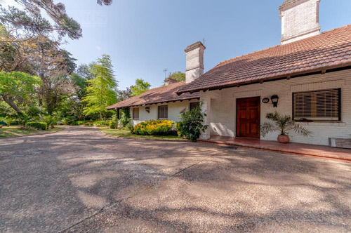 Bellísima Quinta En Barrio Los Naranjos - Pg