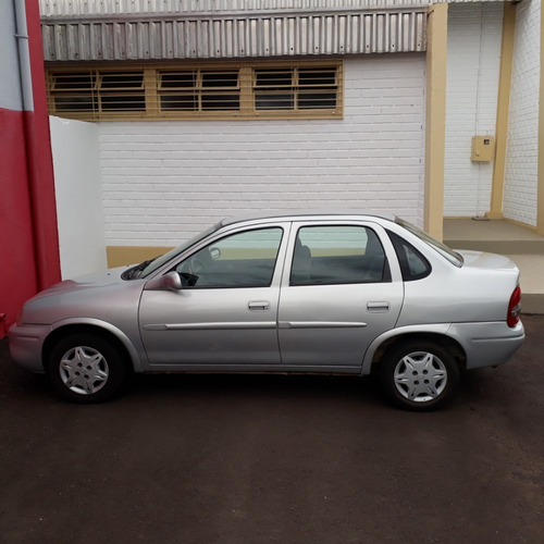 Chevrolet Corsa Sedan Millenium 2002 5 Portas 1.0