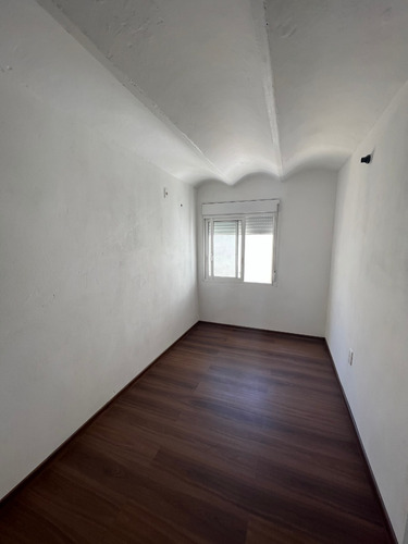 Imagen 11 de 16 de Venta Apartamento La Comercial Dos Dormitorios Patio Con Renta Beneficio Exoneracion De Irpf