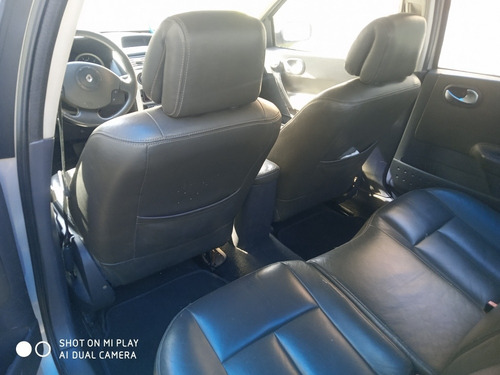 Imagem 8 de 8 de Renault Megane 2007 2.0 Dynamique Aut. 4p