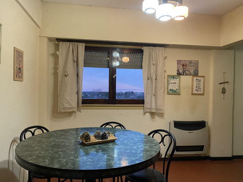 Departamento En Mar De Ajo En Venta - Dos Ambientes - Centro Comercial - Garage