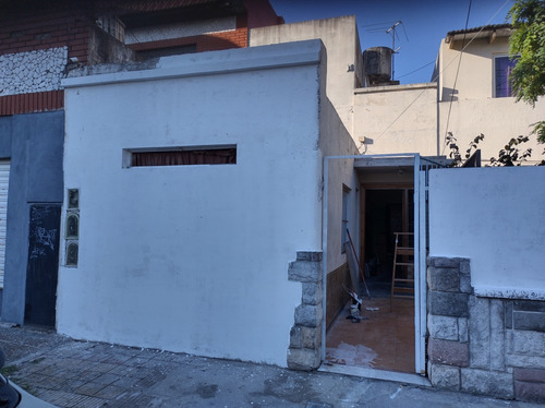Alquiler Casa Buena Ubicación Lanús!