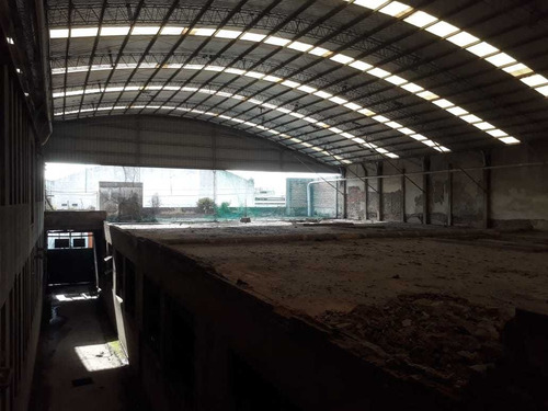 Imagen 8 de 14 de Galpon En Alquiler De 3099 M2 En Valentin Alsina
