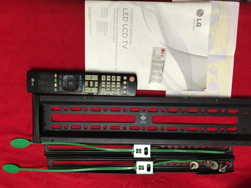 Imagen 3 de 4 de Vendo Cambio Televisor 42 LG Smart Tv 3d Con Base Y Factura