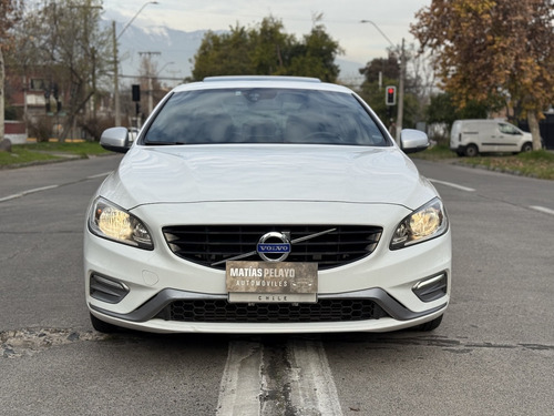 Volvo S60 T5 R-Design Plus Auto
