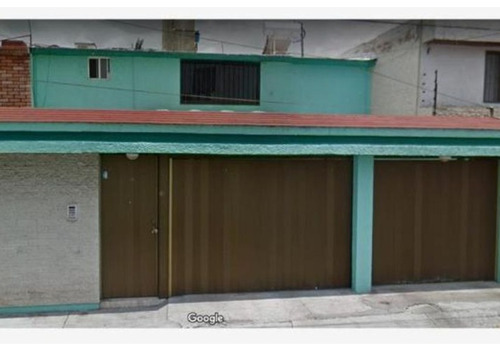 Casa En Venta En Metepec,col. Casa Blanca, Tum