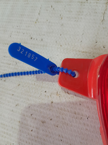 Farol De Neblina Parachoque Traseiro Tracker L/d 2018 2019 (Usado)