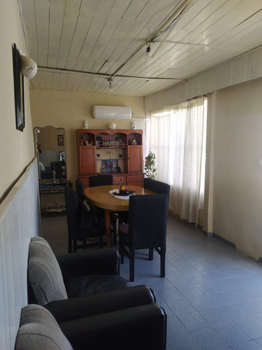 Local + Departamento Sobre Lote De 10 X 34m. Merlo (cod. E 810)