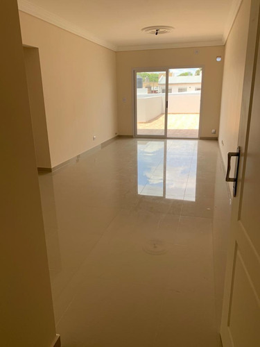 V. Luro Ph Nº 9 San Blas 5450 1º Piso 3amb Terraza Propia