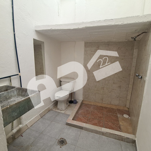 Renta De 3 Cuartos En Col. Agricola Oriental 4mil Cada Uno