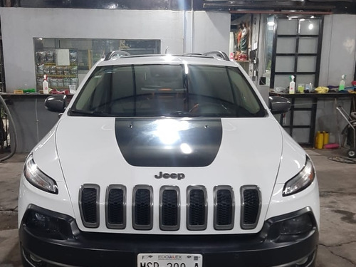 Jeep Cherokee 3.3l Trailhawk At