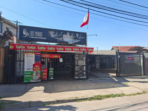Amplia Casa Con Local Comercial (70569)