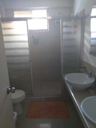 Imagen 5 de 11 de Town House En Los Aleros Guataparo