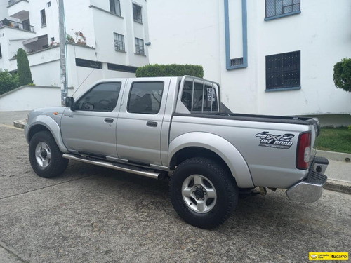 Nissan Frontier 2.5 Ax