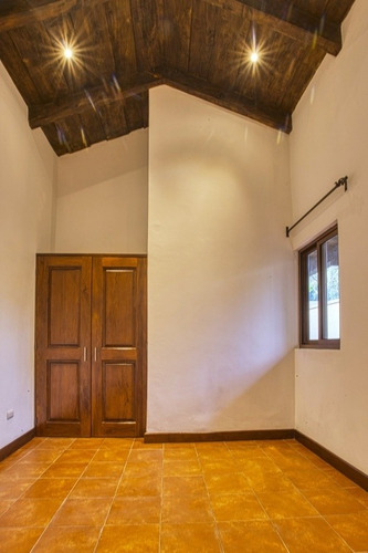 Imagen 9 de 14 de Casa Nueva Lista Para Estrenar Con Estilo Colonial.