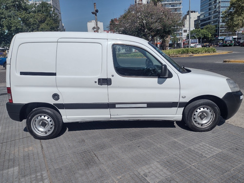Imagen 15 de 16 de Peugeot Partner Blanca