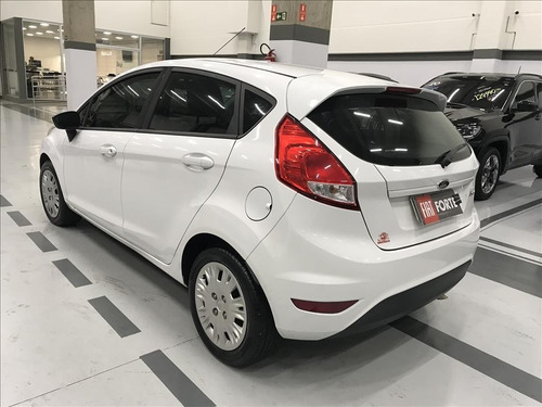 Imagem 2 de 8 de Ford Fiesta 1.5 Hatch 16v Flex 4p Manual