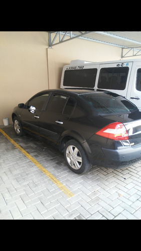 Renault Megane 2007 1.6 Dynamique Hi-flex 4p