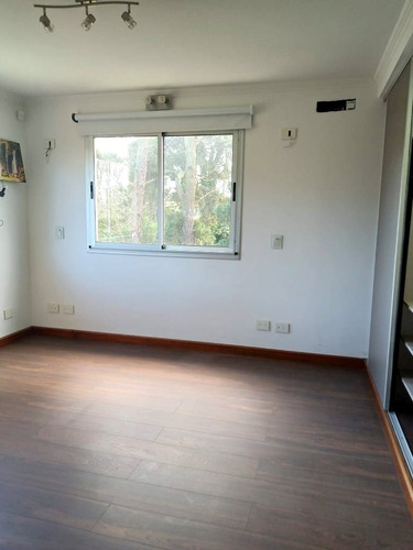 Imagen 15 de 30 de Venta / Chalet 4 Ambientes, Escritorio, Garaje Doble, Parque Piscina / Sierra De Los Padres. 583102
