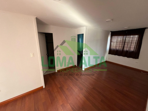 Casa De 5 Dormitorios Y 2 Baños Comuna De Puente Alto