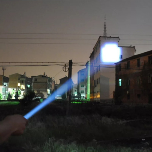 Imagen 4 de 6 de Mini Linterna Led Recargable