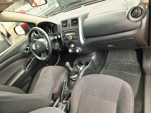 Nissan Versa 1.6 Advance 5vel Mt