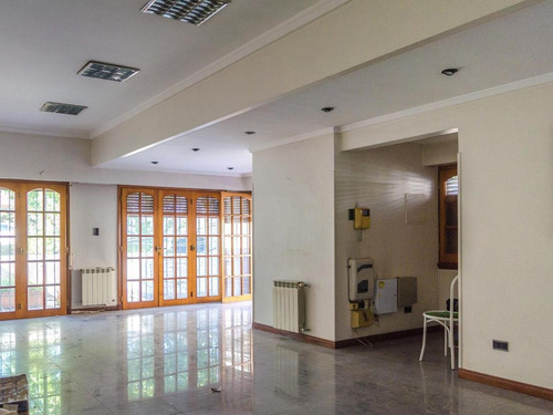 Imagen 19 de 30 de Casona Comercial O Residencial En Pleno Pichincha