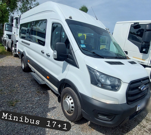 Transit Minibus 17+1