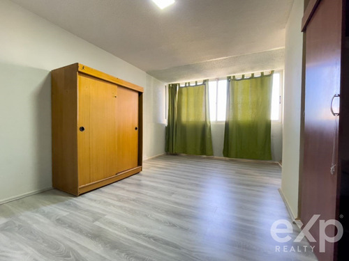 Departamento En Arriendo De 2 Dorm. En Valparaíso