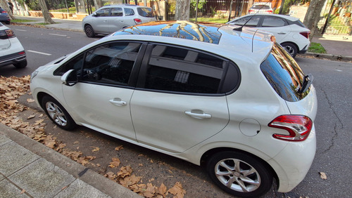 Peugeot 208 1.6 Allure Tiptronic