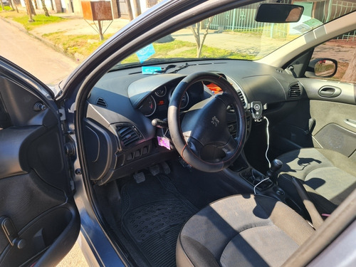 Imagen 7 de 14 de Peugeot 207 2009 1.4 Xr